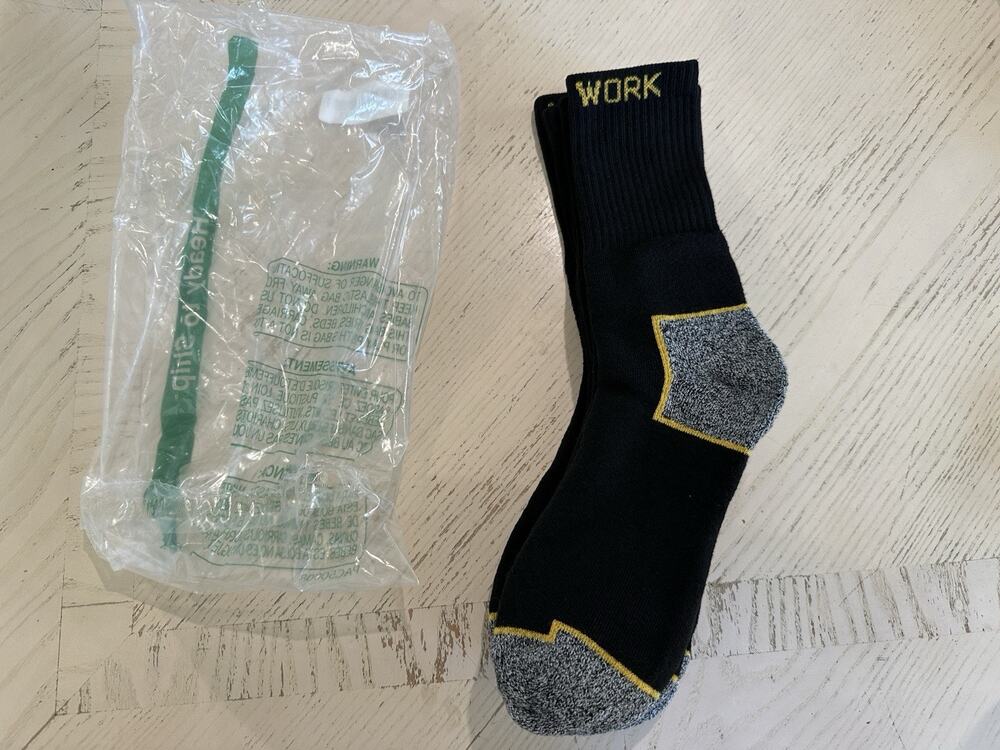 (2 Pairs) Unisex Compression Over the Calf Sock. Size L